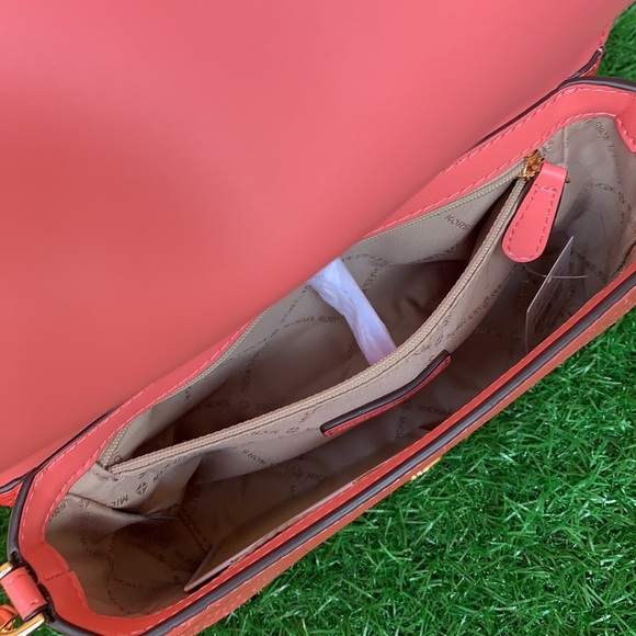 Michael Kors Mercer Sm clutch XBODY Grapefruit - Picture 4 of 16